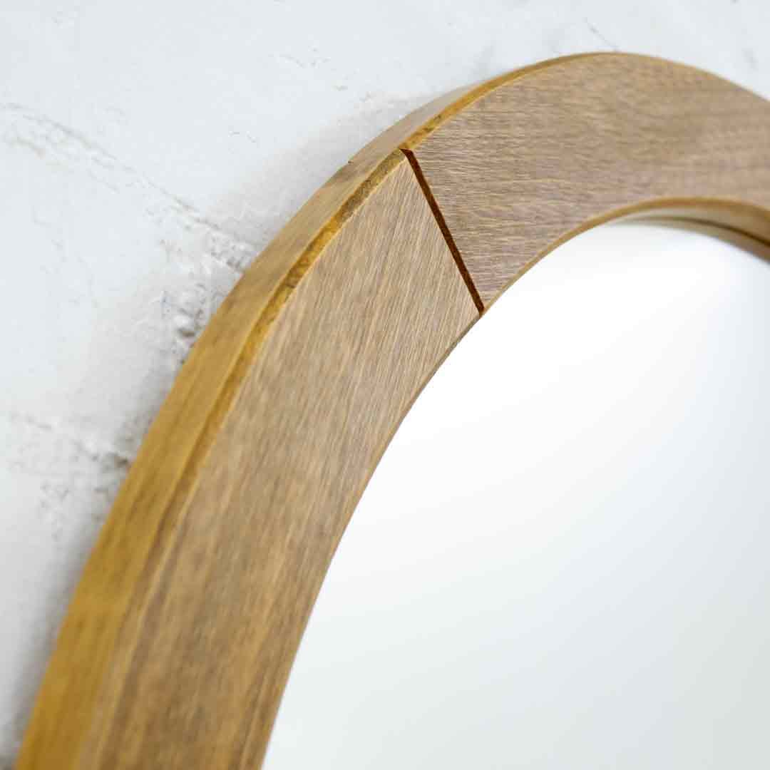 04 espelho redondo com moldura de madeira macica e rattan 110 x 110cm smile